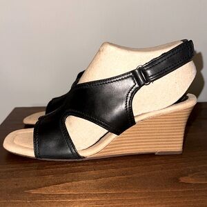 Clarks Kyarra Aster Wedge Sandals